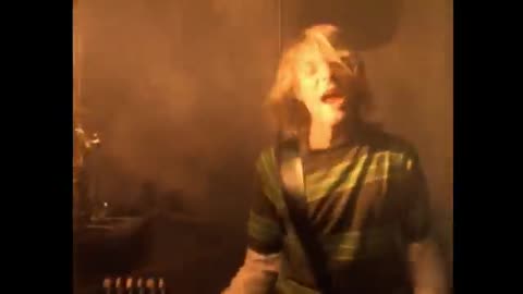 Nirvana - Smells Like Teen Spirit (Official Music Video)