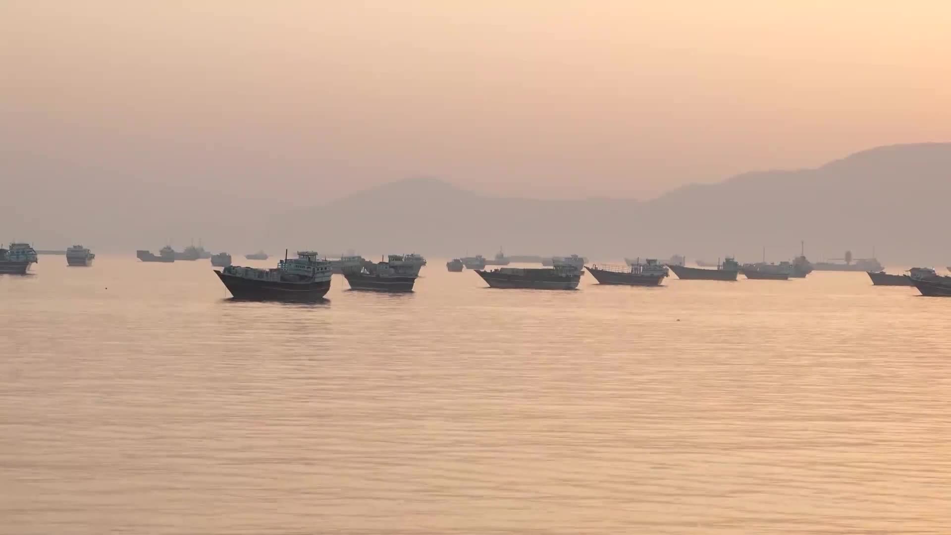 Why is Oman proposing a new plan to manage the Strait of Hormuz?
