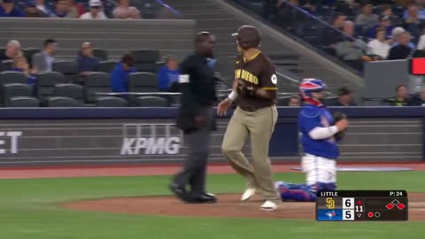 MLB - Gavin Sheets strikes again! He's driven in 5 of the 6 @Padres runs 🔥 