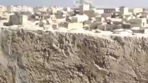 Syrian TV reports a weapons depot in Aleppo exploded 19h ago