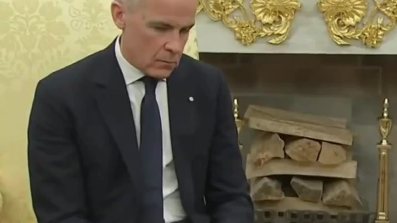 Does Mark Carney look like he's out of his depth here? with Trump Oval Office