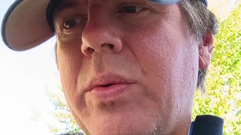 ICE CREAM REVIEW: HILAND CARAMEL WAFFLE CONE