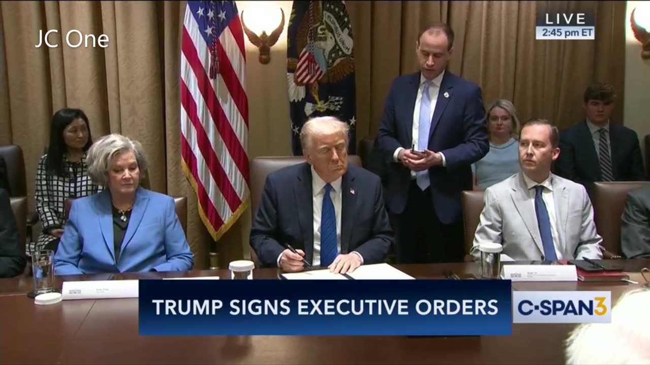 President Trump signs an executive order on election integrity!