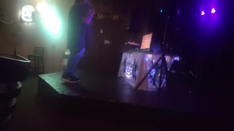 AUTISTIC MAN KILLS MACHINE GUN KELLY AND BLACKBEAR- EX BEST FRIEND LIVE COVER