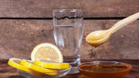गर्म पानी में शहद और नींबू मिलाकर पीने के फायदे #short #health #viarl #trending