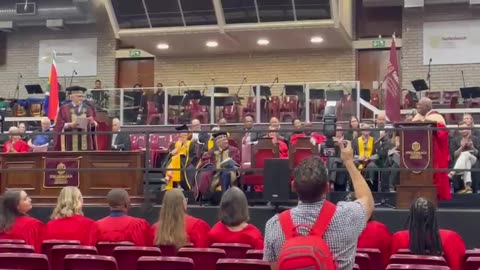 Watch Jonathan Butler receive his honorary doctorate from Stellenbosch University