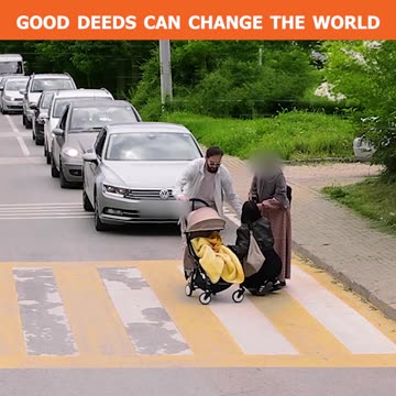 Stopping the traffic to help this mom cross the road🥺❤️