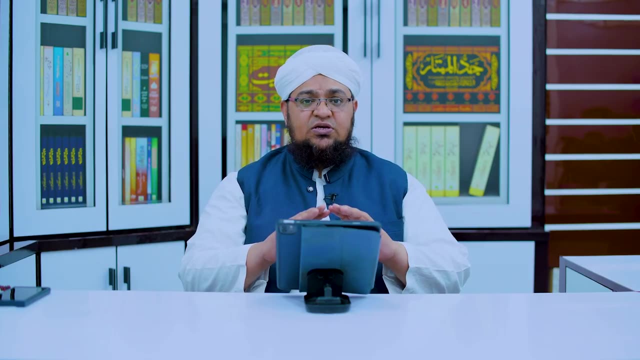 *گناہوں کو چھوڑنے اور نیک اعمال کرنے میں جلدی کریں*