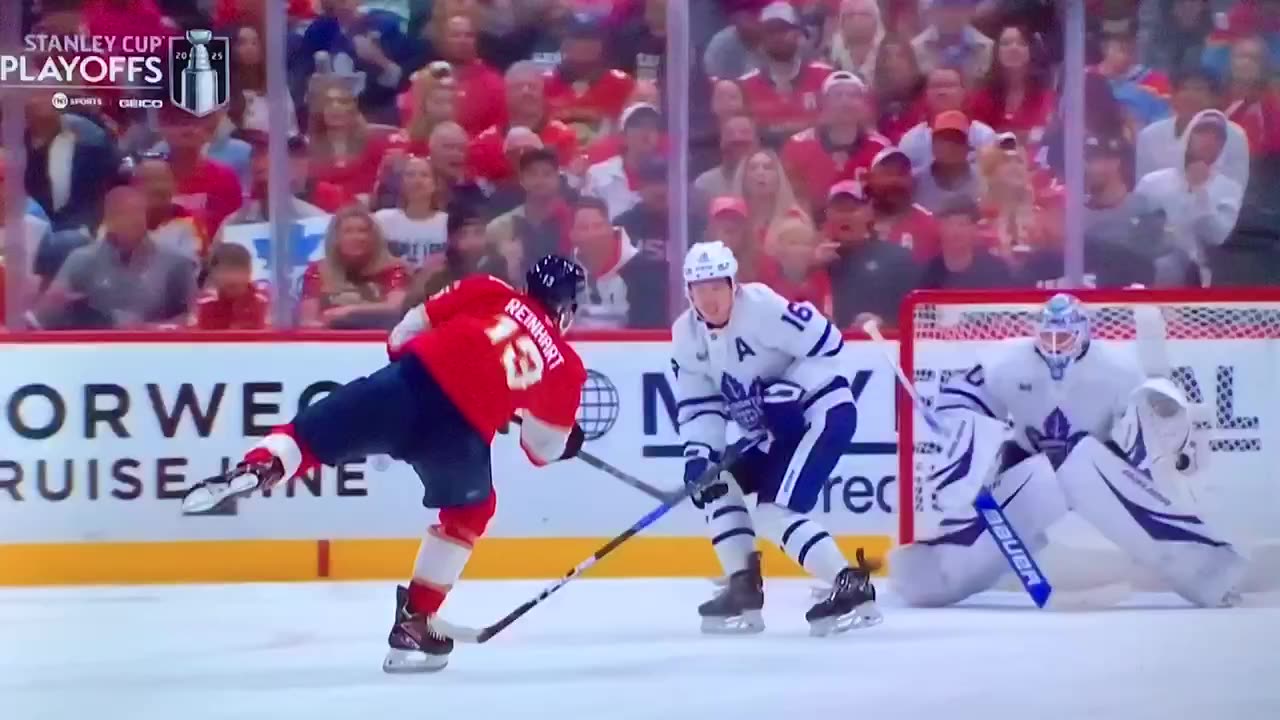 Leafs G #60 Joesph Woll w/BIG GLOVE Save