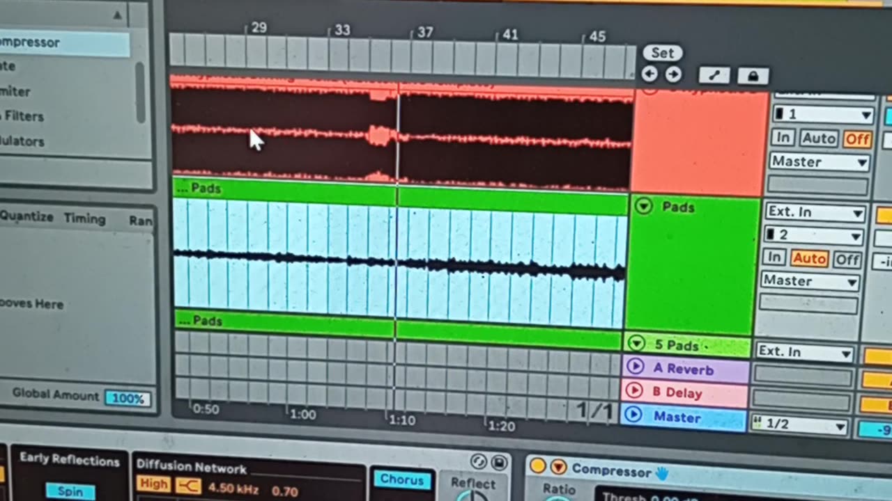 Kristo Gabriel : Creating a dance track with a great sample from Amir Farhoodi.