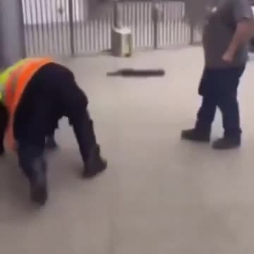 Security guard follows man who pushed him, and guns him down