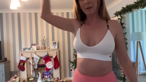 My wifee its very hootiiee