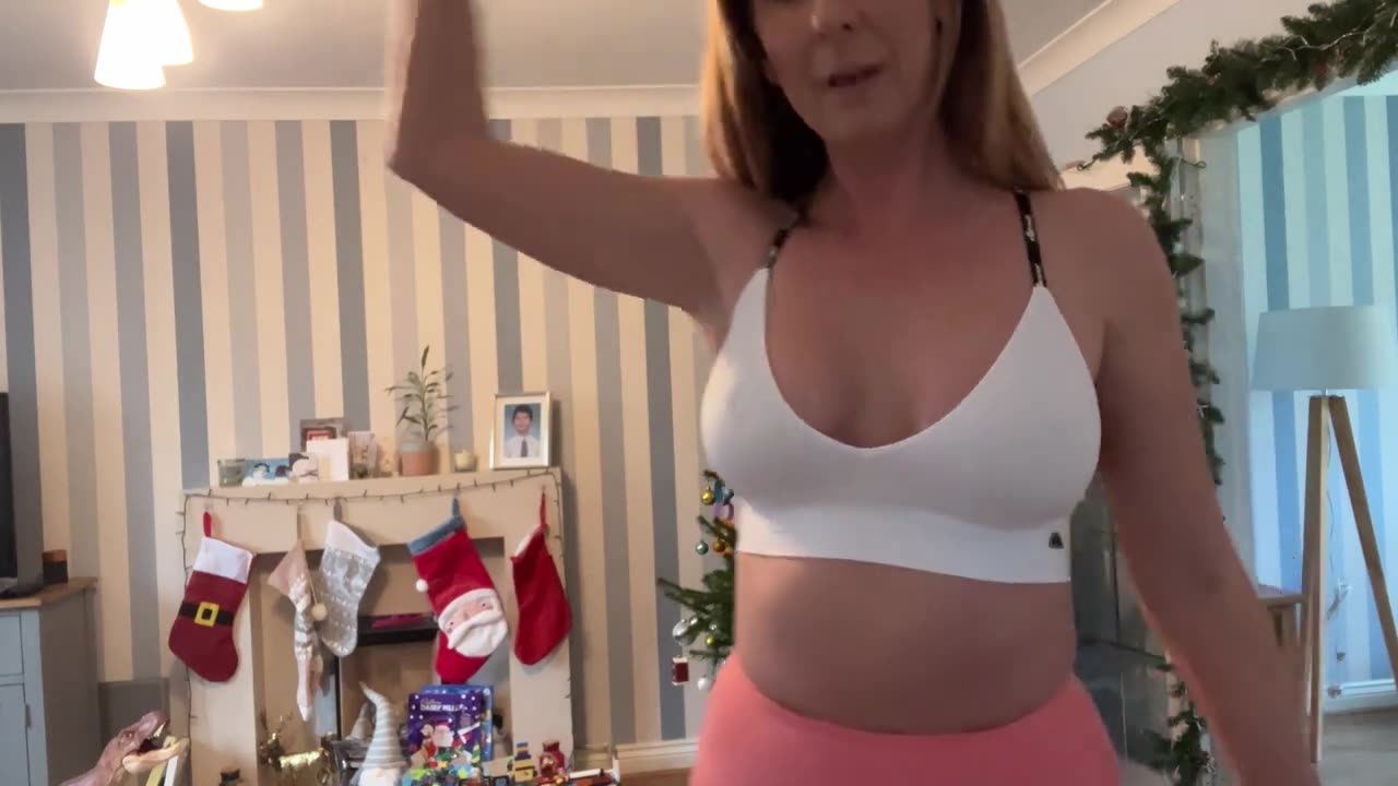 My wifee its very hootiiee