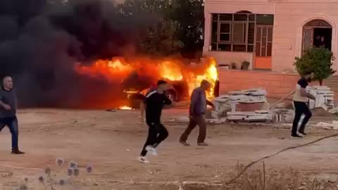 IDF troops returned fire on Palestinian gunmen and rioters hurling stones, as Israeli
