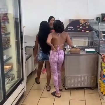 Your 7-11 Is Now Sufficiently Seezn'd