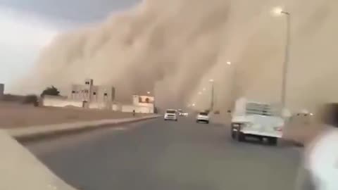 BREAKING: 🇮🇱🔥 If fire wasn’t enough, a Massive Sandstorm has hit Israel