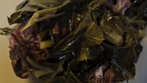 Collard Greens Slow Cooked in Crockpot with Smoke Turkey Necks