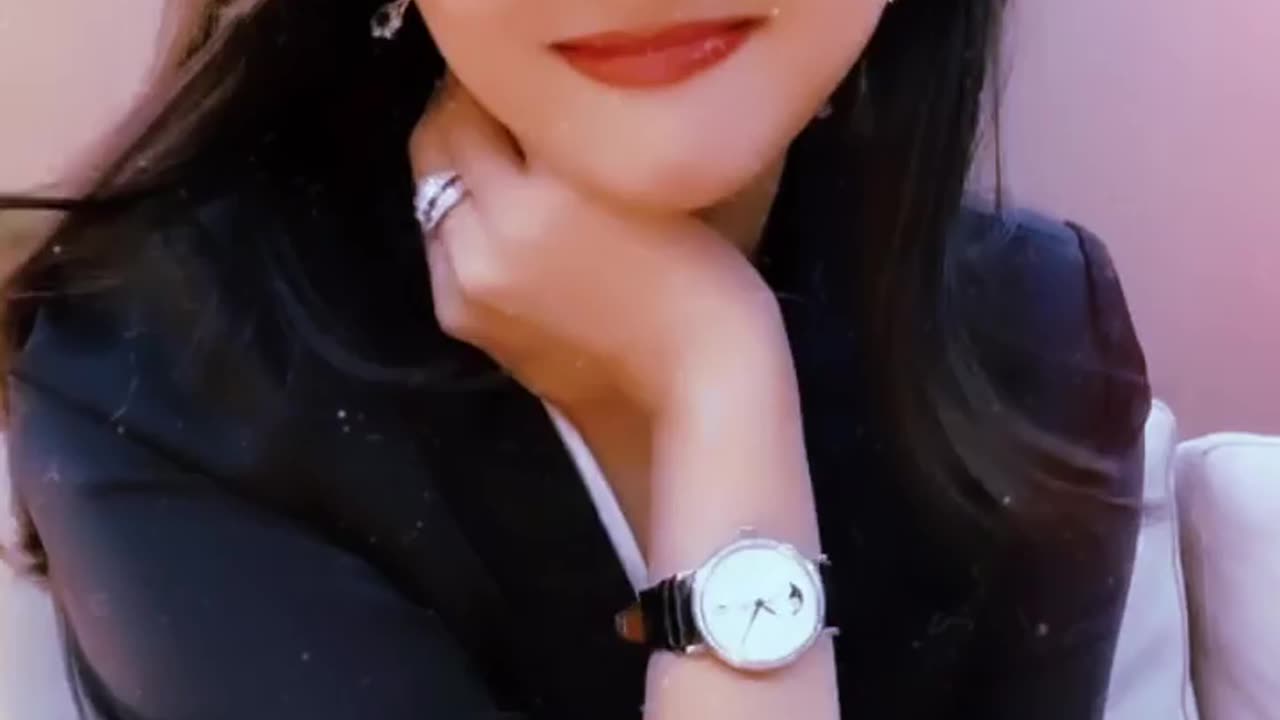 Gorgeous Girls, Incredible Style