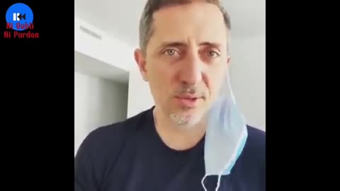 Gad Elmaleh explique aux mauvais Français comment porter le masque