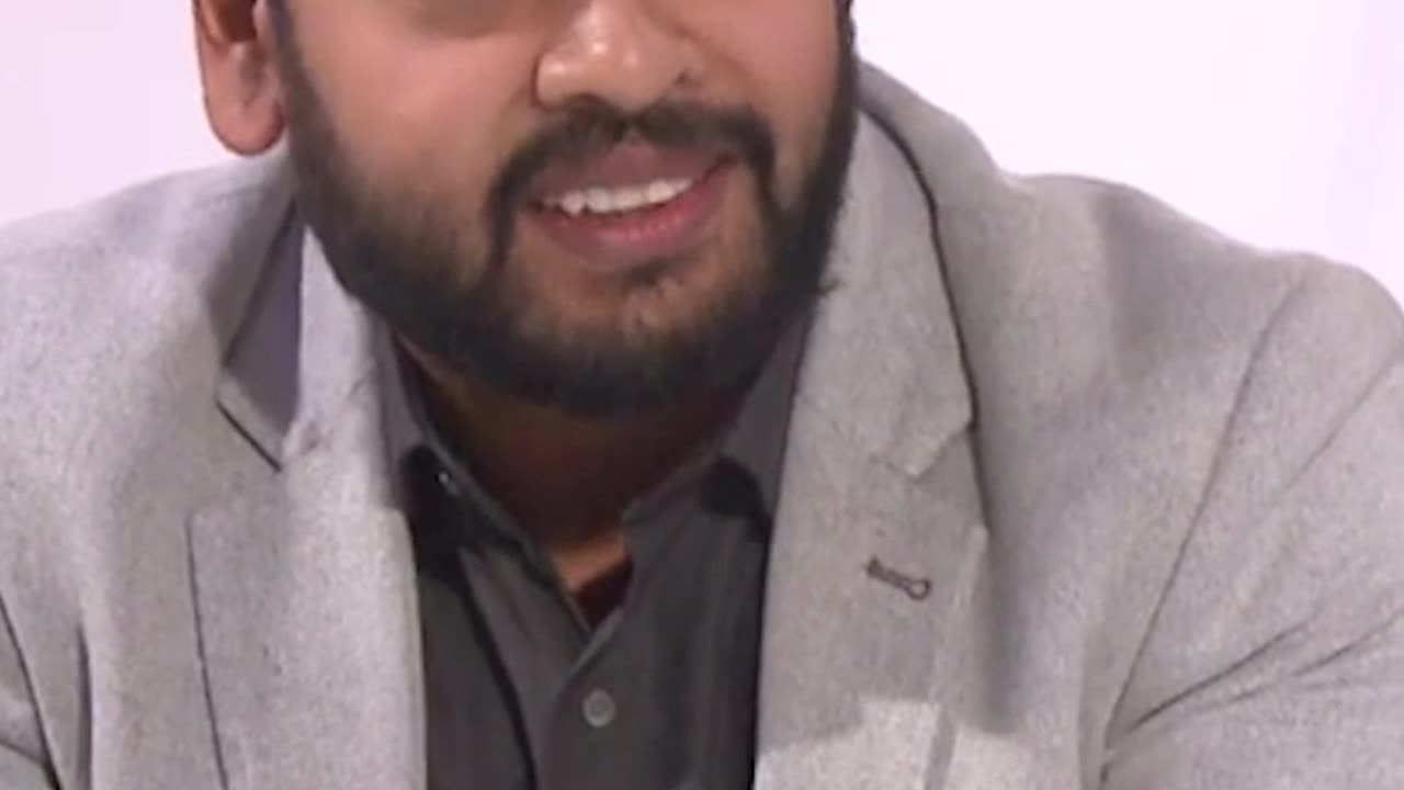 Dream Dinner Party Guests? Surprising & Hilarious Picks!