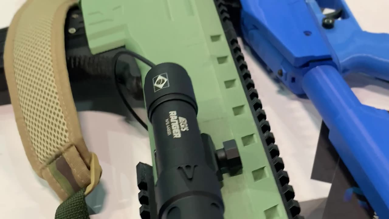Training guns - AR and IA2