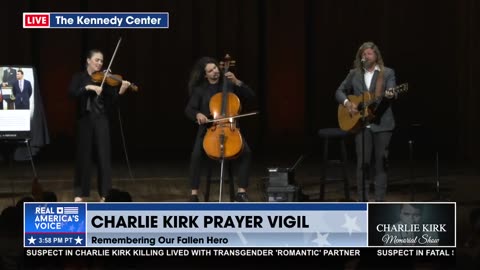 SEAN FEUCHT LEADS WORSHIP