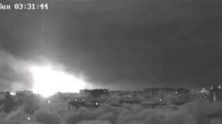 Incredible Footage of a Ballistic Missile Strike on Chernigov