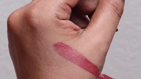 SAME Shade BUT DIFFERENT Formula Lipstick Exposed