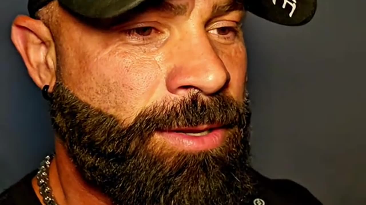 Trabaja duro en silencio, deja que tus logros hablen.