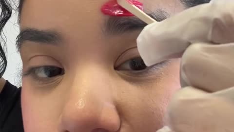 Eyebrow Waxing with Sexy Smooth Cherry Desire Hard Wax by @dianas.touch_ | Waxing Tutorial 