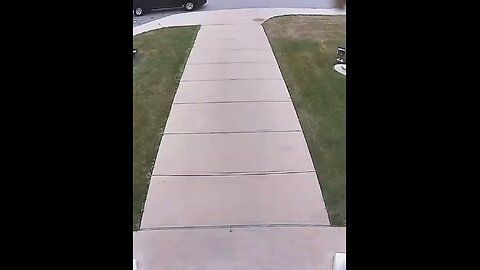Illegal alien charged with child sex crimes walks out of police station