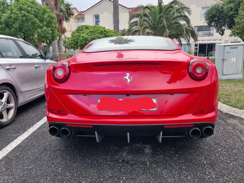 Ferrari California T