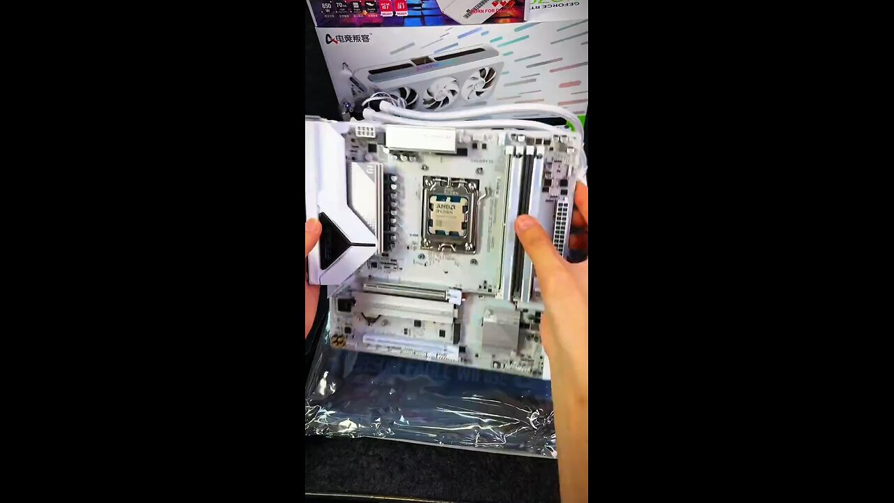 Build White Gaming PC AMD