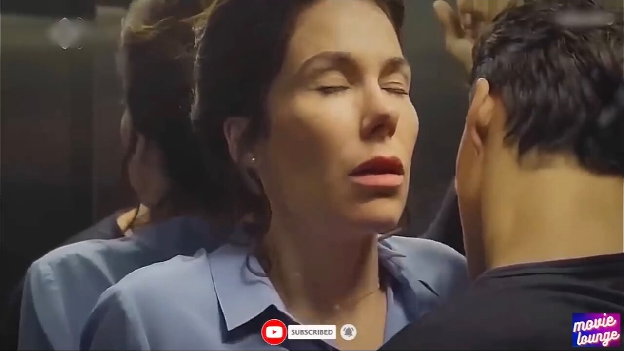 40-year-old single mother, having an affair with her teenage student.movie recap, recaps, movie re