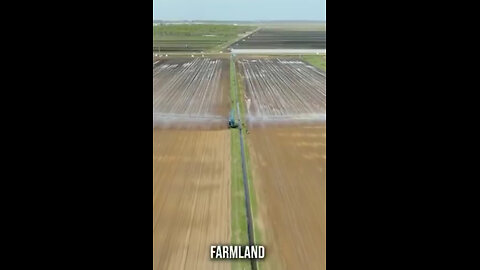 RFK Jr. Answers ⁉️WHY Bill Gates & China are Allowed to Buy ALL the Farmland in US⁉️