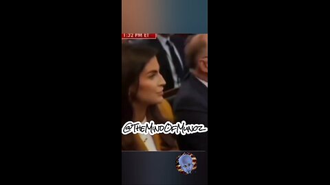 Now Kaitlan is CNN's new punching bad for the Whitehouse Press Secretary 😅