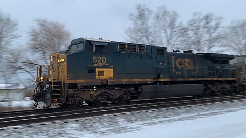 696 axle Train led by CSX engine 520