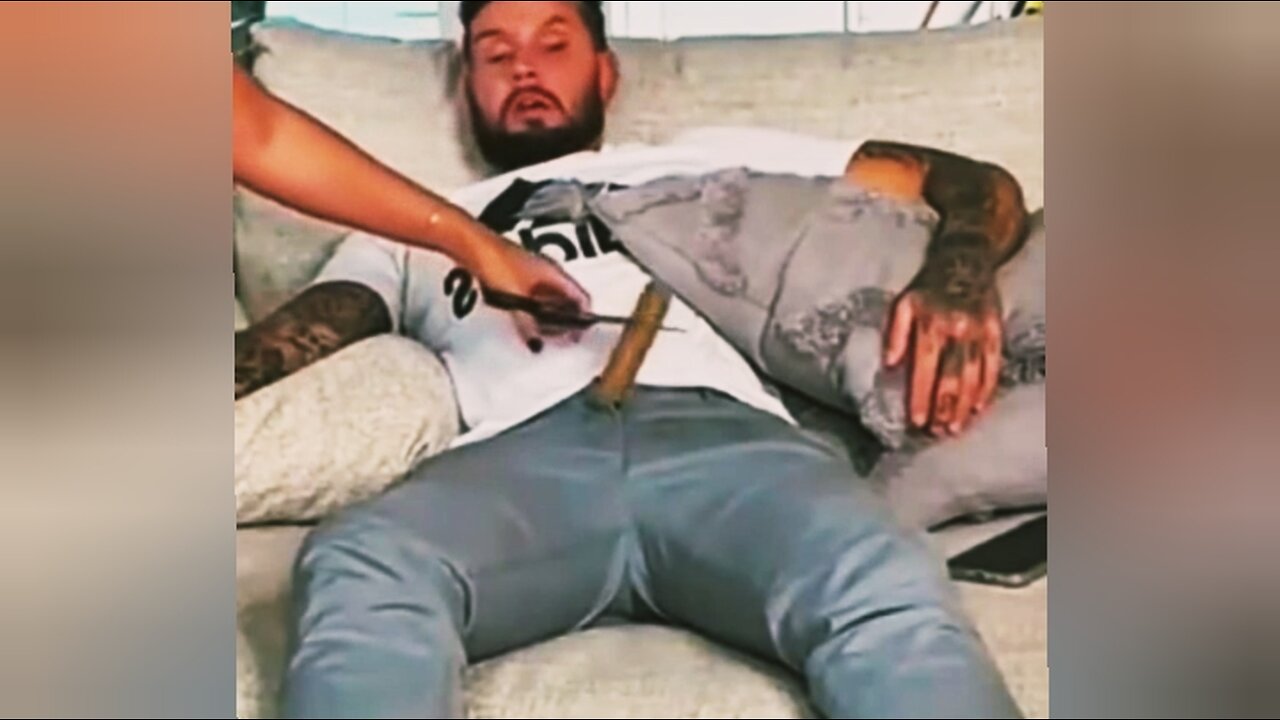 "You’ll Laugh Till You Drop! This Funny Video Is Pure Comedy Gold!"