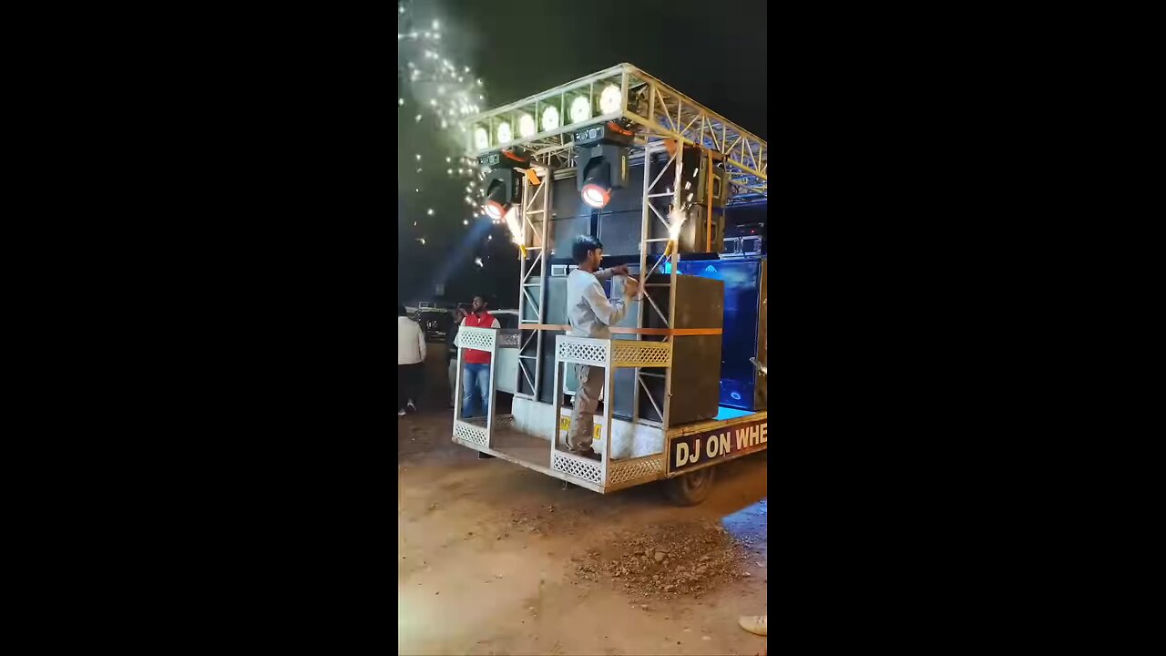 sapnon Mein milati Hai viral