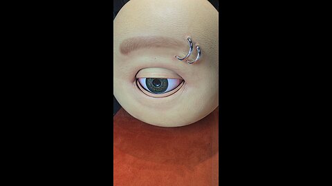 Eyes without a face!