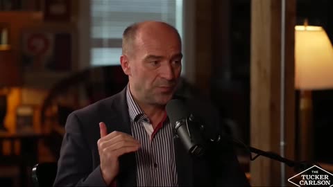 Ridiculous Japanese Real Estate - Richard Werner and Tucker Carlson #capitalflows #japan