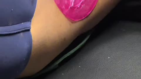 Underarm Waxing on First-Time Client Using Sexy Smooth Tickled Pink | @eyecandystudioshtx 🔥