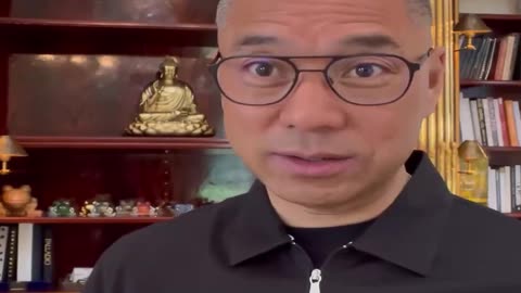 20220613文贵先生GETTR¹：只有 #郭文贵，2017年告诉世界 #中概股 会完蛋；中共给西方 设计了 #经济超限战、 #法律超限战，毁掉世界经济；然后发动台湾战争、乌克兰战争 #双龙计划！