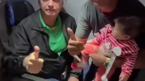 🇧🇷 Presidente Jair Bolsonaro no embarque de Natal para Brasília – 29/06: Um Chamado à Liberdade! 🇧🇷