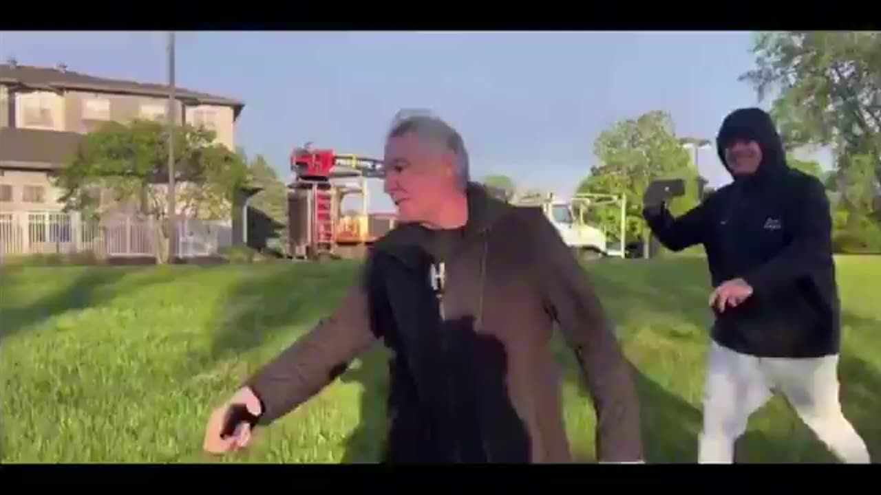 Elderly Predator Caught Trying to Meet a Minor — Instantly Confronted 🚨
