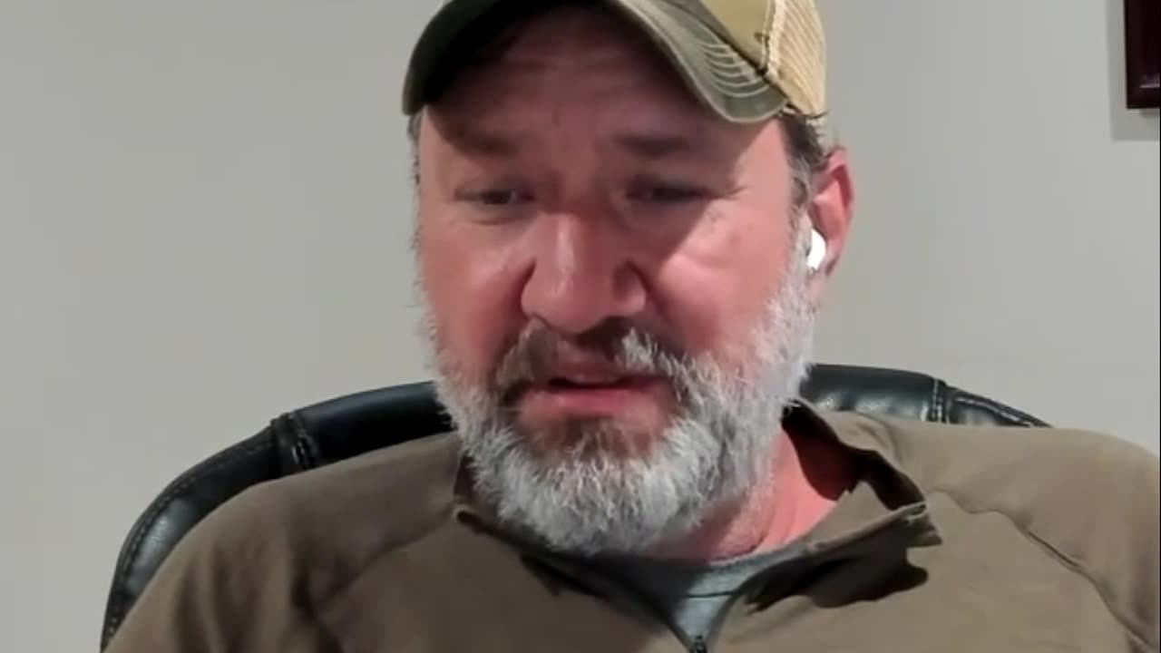 EOTech brought Bushnell in to help make the holosight a reality | #podcast #rumblereel #shorts