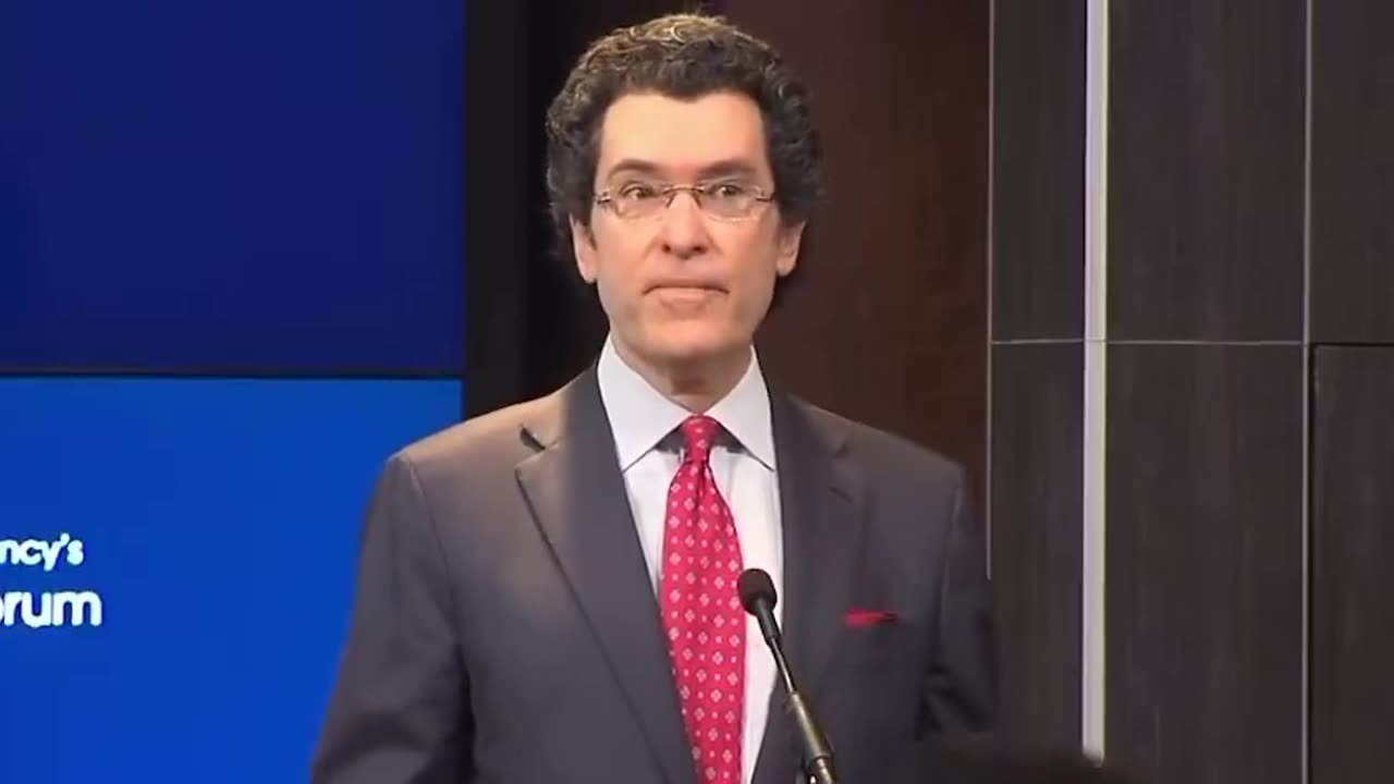 This is Norm Eisen in September 2017 leading a panel called “Transparency, anti-corruption