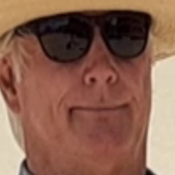 He Is Social Media's Number One Ultra Micro Niche Non-influencer.