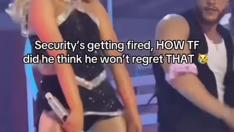 Sabrina Carpenter Dancer Can’t Keep His Eyes Off Her :)) #sabrinacarpenter