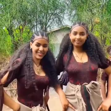 VIRAL ETHIOPIAN Dance #Amhara #አማራ #ወሎ_ዐማራ_ባህል_ልብስ #amhara_cultural_clothing #eskista #እስክሰታ